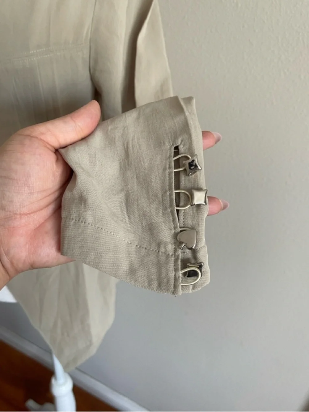 Beige Tailored Button-Front Blazer Top Size 7 - Picture 3 of 5